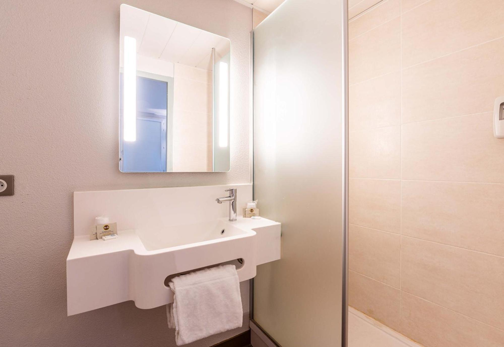 B&B Hotel Saint Jean De Maurienne Sainte-Marie-de-Cuines Luaran gambar
